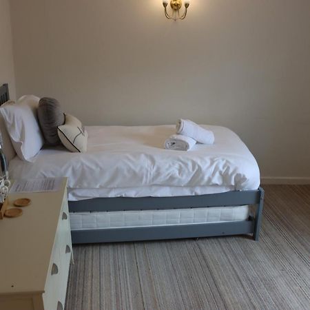 The Mariners Hotel Lyme Regis Bagian luar foto