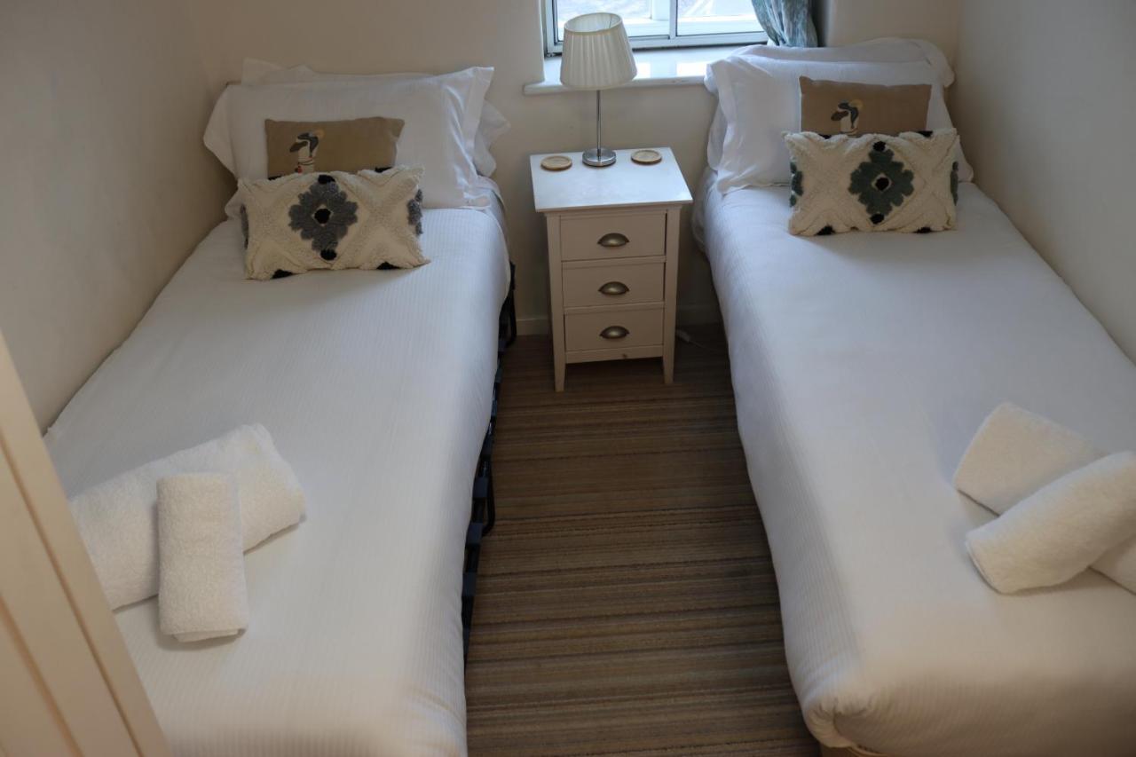 The Mariners Hotel Lyme Regis Bagian luar foto