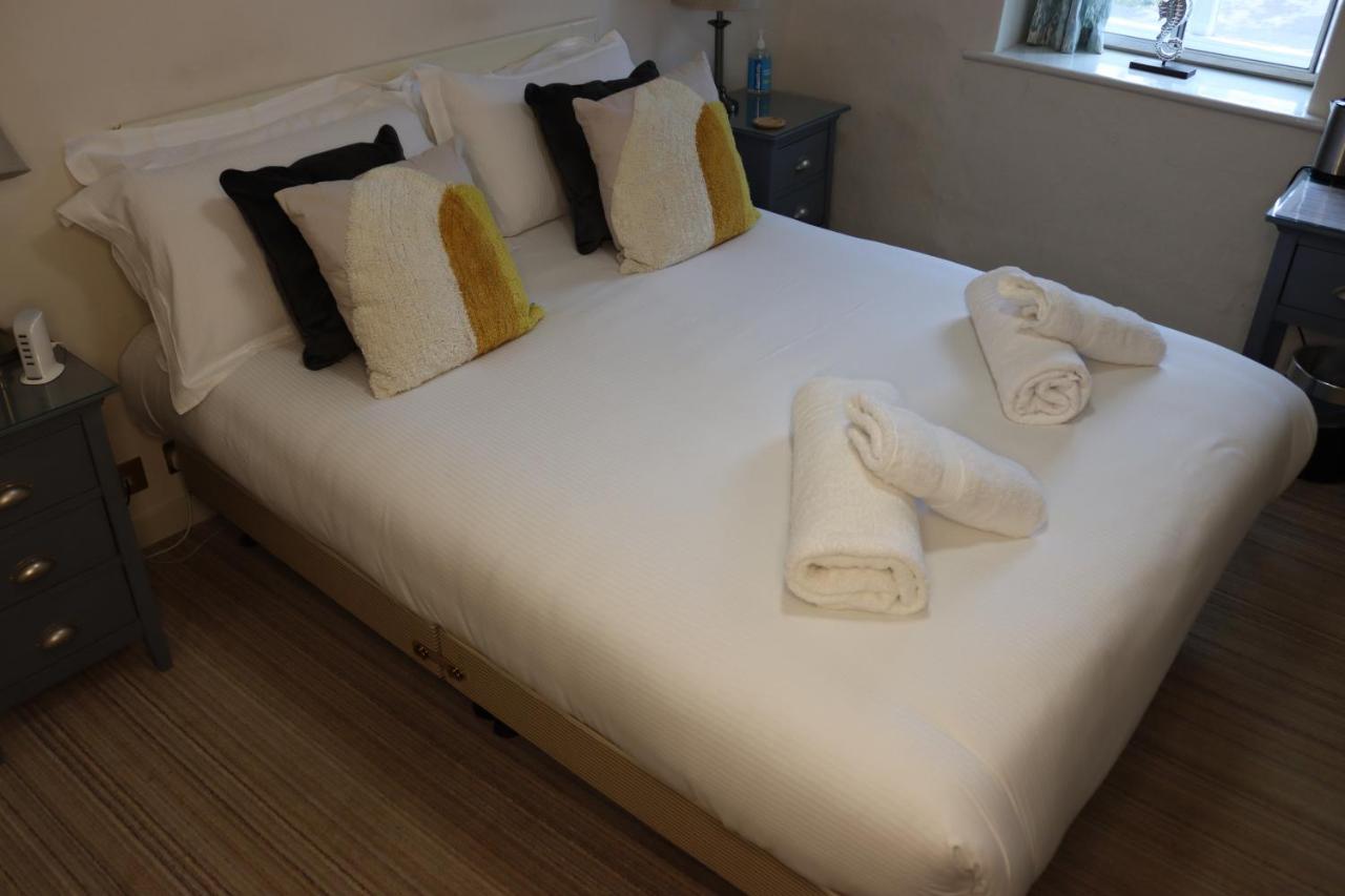 The Mariners Hotel Lyme Regis Bagian luar foto