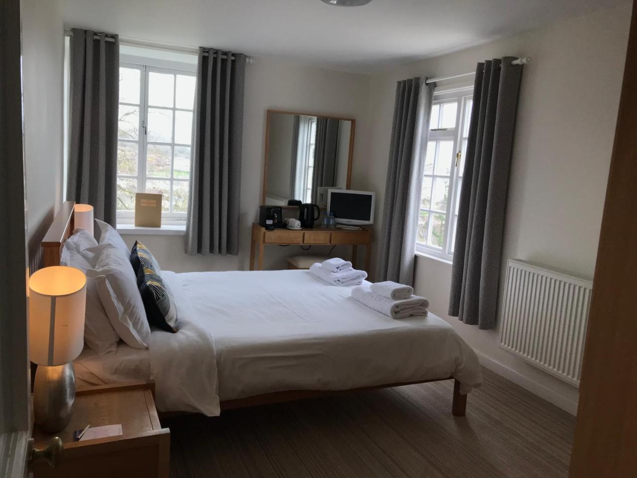The Mariners Hotel Lyme Regis Bagian luar foto